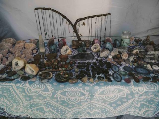Gem table